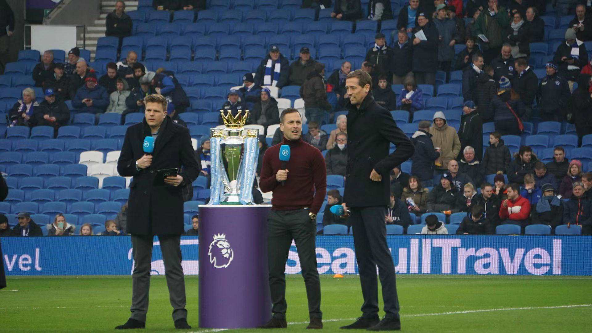 队友都愿意 队友都愿意